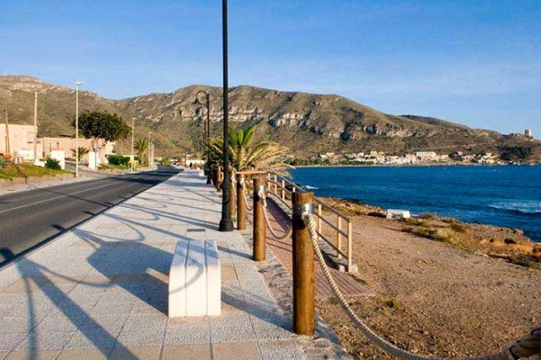 La degradación del Mar Menor lo deja, por cuarto año consecutivo, sin banderas azules en sus playas