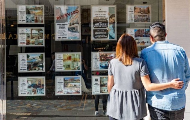 Comprar una vivienda nueva sale ahora un poco más cara, al elevarse el precio más de un 4%
