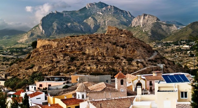 Busot retoma ayudas para apoyar y fomentar la creación de empresas
en el área rural