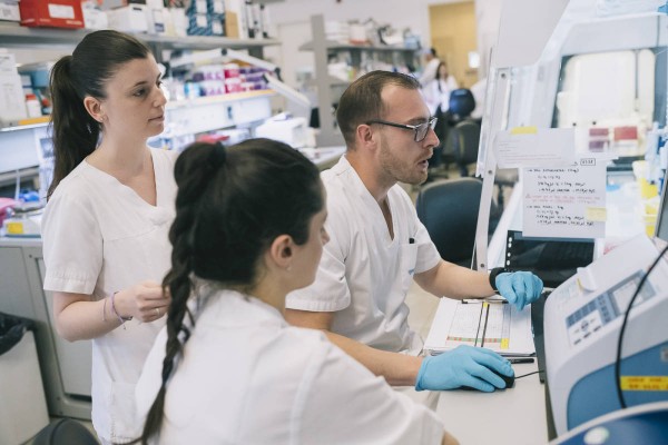 Igenomix continúa su expansión con compras de laboratorios en Perú y Chile 