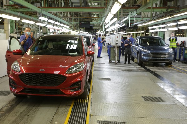 Ford Almussafes parará la producción el 15 y 16 junio para ajustarse a la demanda 