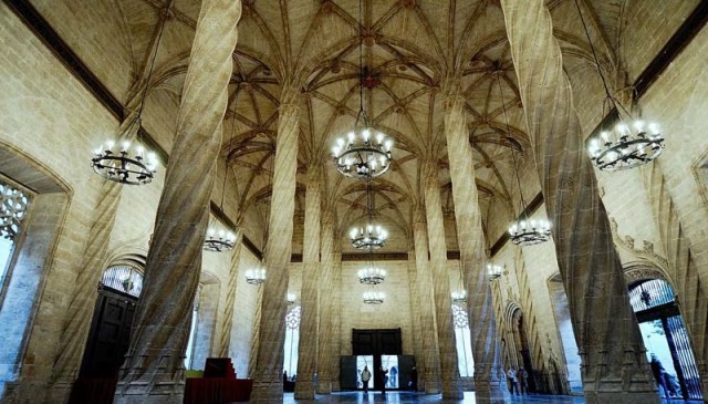 València reabre La Lonja y las Torres de Quart y Serranos desde este martes