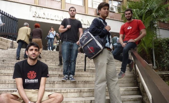 La covid-19 hace mella en la beca Erasmus y las renuncias alcanzan ya el 15 %