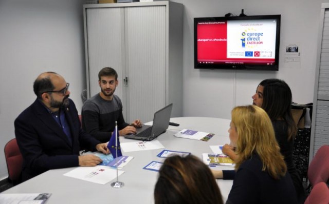 Una campaña de Diputación acerca a los jóvenes ofertas de trabajo y prácticas en organismos europeos