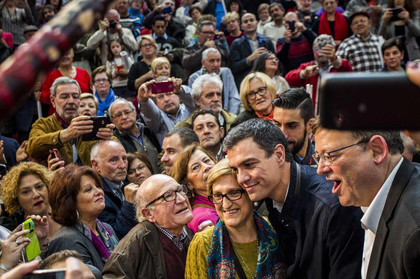 Las siete diferencias entre el mitin de Pedro Sánchez y el de Albert Rivera en Valencia