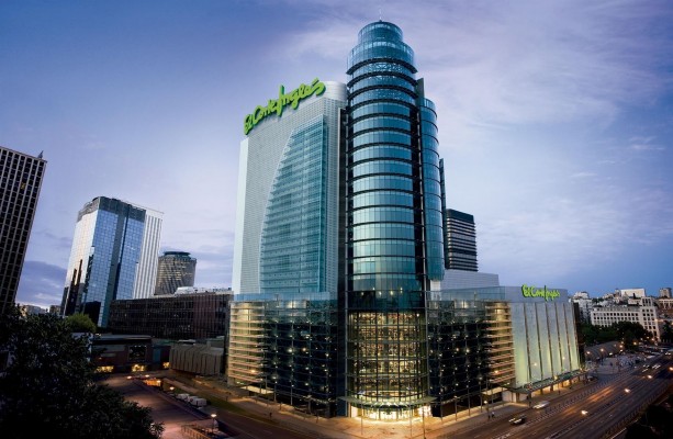 El Corte Inglés reabre todos sus centros y prepara la salida paulatina del ERTE