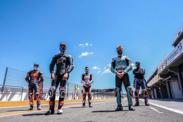 La acción vuelve al Circuit Ricardo Tormo con pilotos mundialistas en la pista de Gran Premio