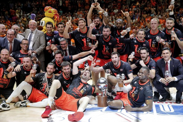 El Valencia Basket cumple su anhelado sueño y se proclama campeón