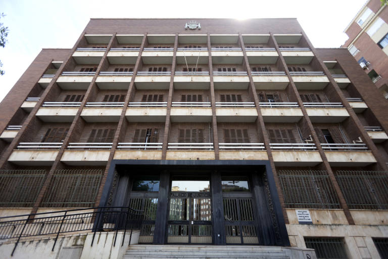 La desescalada eleva las urgencias para convertir el viejo edificio de Borrull en la nueva sede municipal