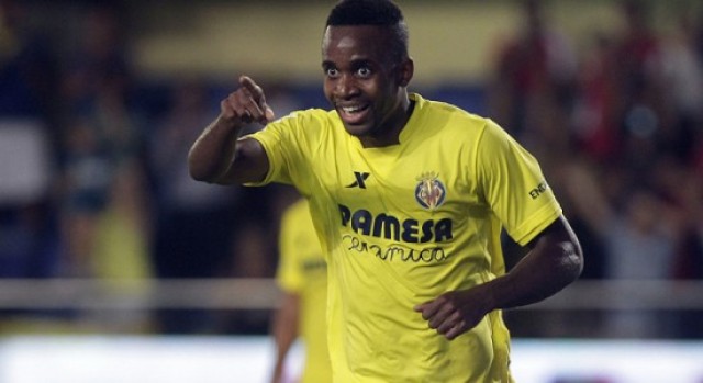 Bakambu, a por el récord de Víctor Fernández como goleador en varias campañas