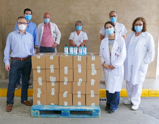 Los Informadores Técnicos Sanitarios de Castelló donan 1.000 envases de hidrogel a los hospitales