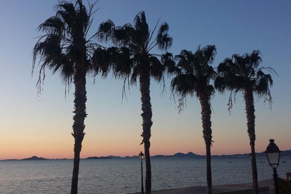 Los Alcázares abre este viernes las playas del Espejo, Carril de las Palmeras y Los Narejos 