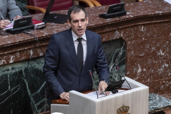 Los tres expedientados de Vox seguirán la línea de Abascal en la Asamblea: 