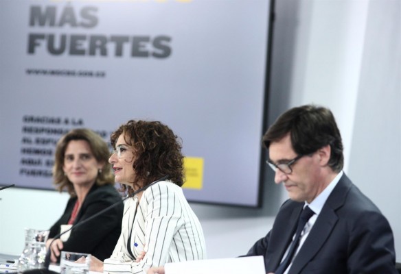 Así será la nueva Ley de Residuos: agua gratis en el bar y adiós en 2021 al plástico de un uso