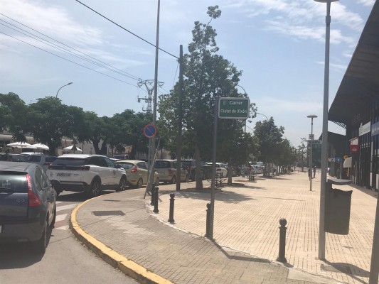 El polígono Fuente del Jarro detecta atascos por primera vez desde el inicio de la crisis sanitaria