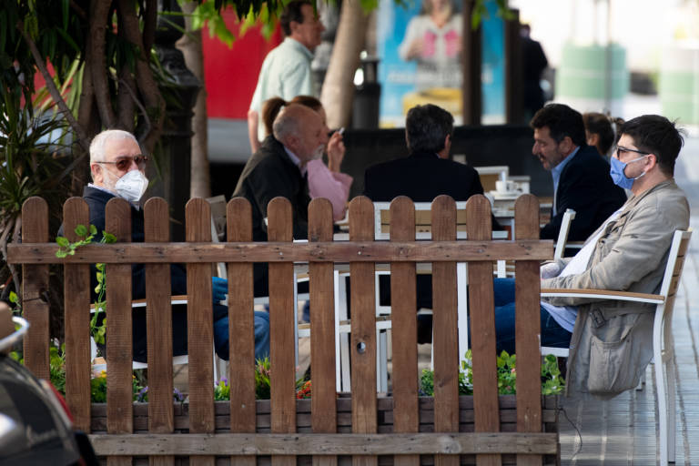 El 60% de los bares y restaurantes de Valencia abren con la entrada en la Fase 2