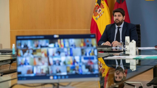 Miras reprocha los acuerdos de Sánchez con los líderes que 