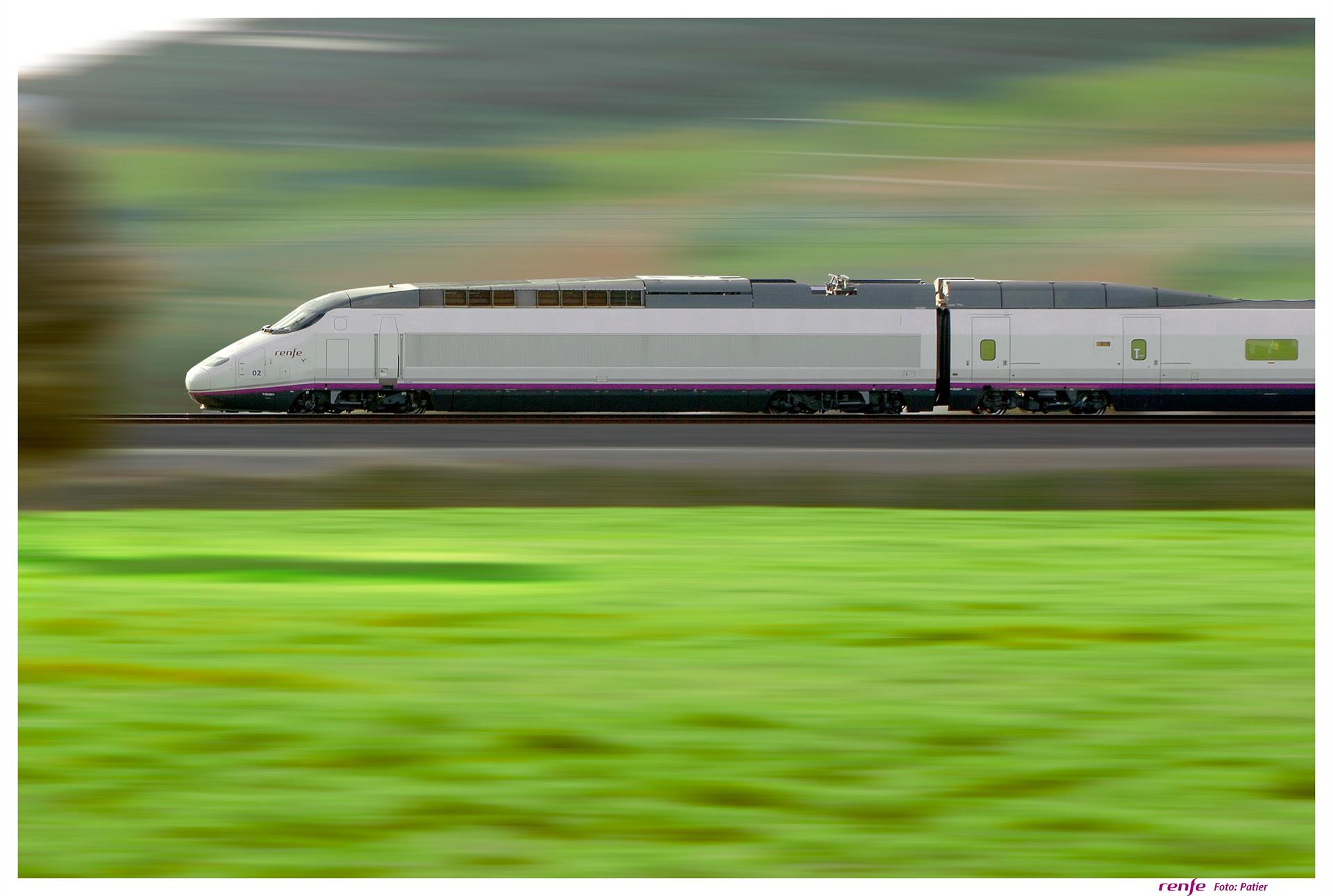 Renfe prevé que el AVE le 'robe' 3,4 millones de viajeros al avión por la crisis