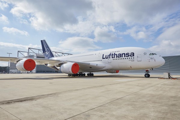 La aerolínea Lufthansa acepta el plan de rescate del Gobierno alemán