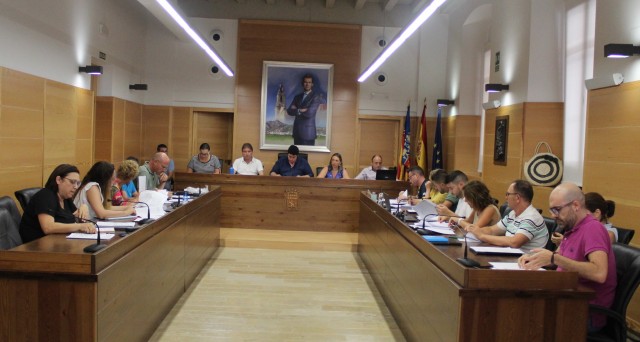 El pleno de Nules rechaza el reconocimiento extrajudicial de crédito para el pago a proveedores de 2019