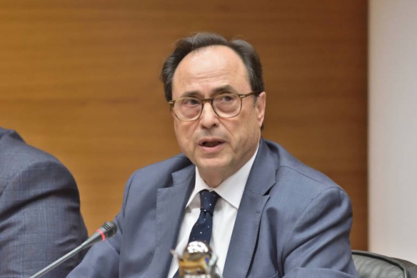 La Comunitat Valenciana acumula 416 millones de déficit hasta marzo, el doble del límite anual