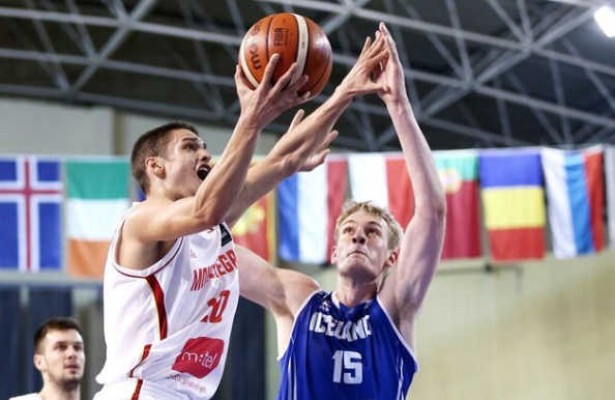 Valencia Basket alcanza un acuerdo con el pívot islandés Tryggvi Hlinason