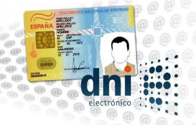 La renovación del DNI o el pasaporte seguirá pagándose en efectivo en las comisarías