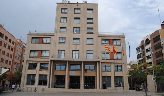 Vila-real estudia acogerse al ‘confirming’ de la Generalitat para poder cobrar parte de la deuda