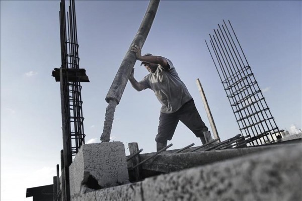 El consumo de cemento se desploma un 50% en abril, por debajo de las 600.000 toneladas
