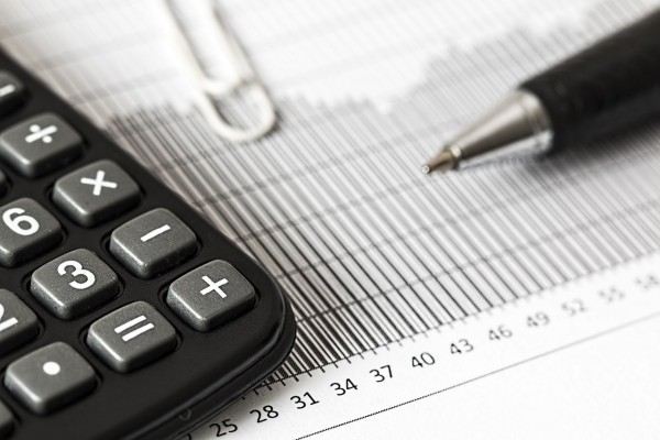 Heredar será más barato: dinero y valores no computan para calcular el ajuar doméstico

