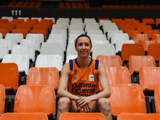 Queralt Casas, elegida mejor escolta de la temporada 2019-2020 en la Liga Femenina Endesa
