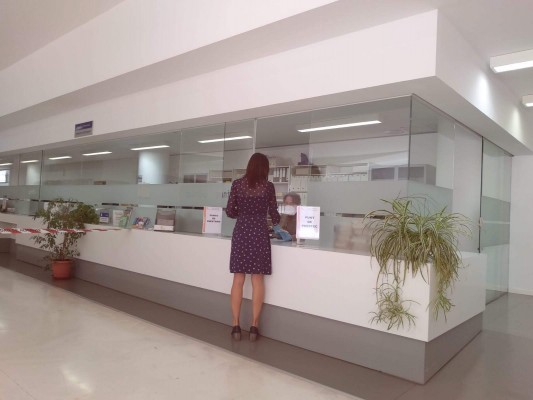 La Biblioteca de la Universidad de Alicante reanuda la actividad con medidas de seguridad

