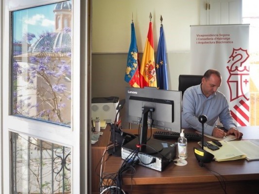 La Generalitat pide al Gobierno que prolongue seis meses más la suspensión de los desahucios
