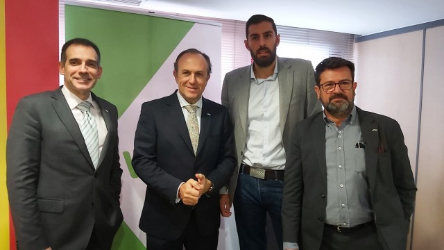 Vox vs Vox en su feudo fetiche