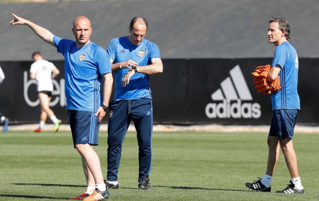 El cuerpo técnico de Voro sigue esperando una llamada del VCF