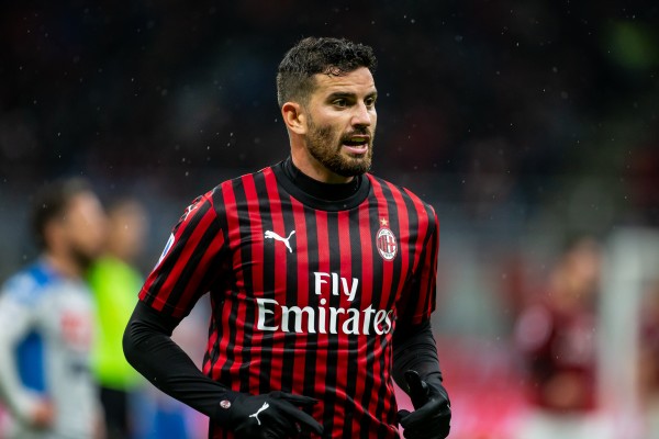 Las dificultades en la renovación de Musacchio le mantienen como opción para el Valencia