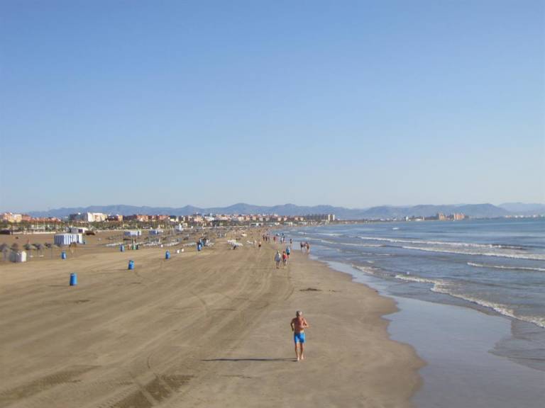 València desiste de contratar un nuevo servicio de socorristas