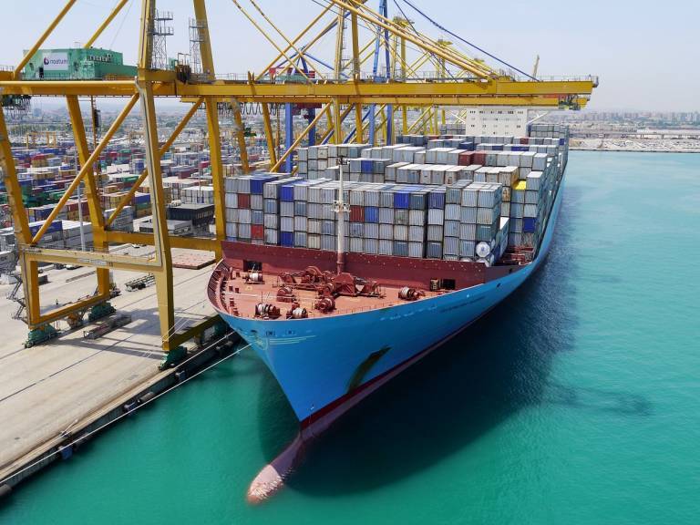 Las exportaciones de la Comunitat se hunden en todos los sectores