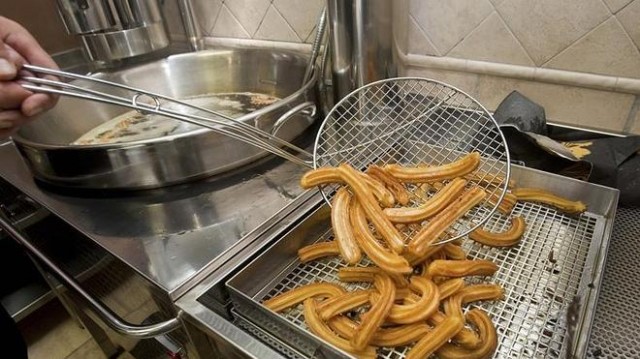Los puestos de churros de Murcia abren desde este sábado con medidas extremas de limpieza