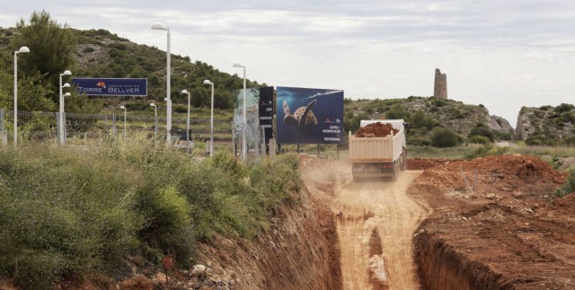 Podem reclama a la UE que investigue el impacto ambiental del proyecto urbanístico en la Renegà