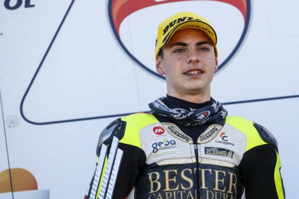 El joven murciano Aldeguer, del Mundial júnior de Moto3, tiene un estilo 