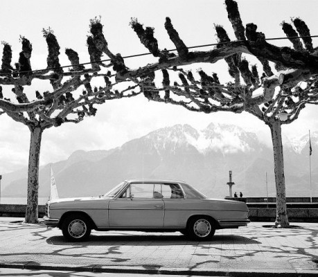 Los dos puertas de la Clase E de Mercedes-Benz en el corazón de los conductores desde hace más de 50 años
