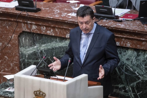 Unanimidad de la Asamblea para acabar con la brecha digital de 35.000 alumnos  