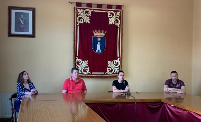 El Ayuntamiento de la Vall d’Uixó anuncia la fusión de sus dos principales clubes de fútbol