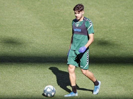 Óscar Gil: 
