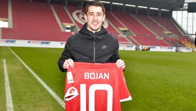 El Stoke City no descarta que Bojan Krkic puede continuar esta temporada  