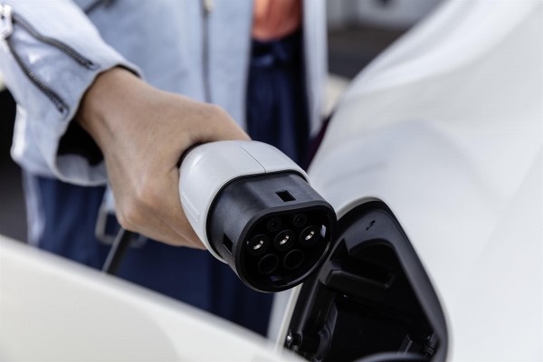  Las ayudas al coche eléctrico se mantendrán como mínimo hasta 2025