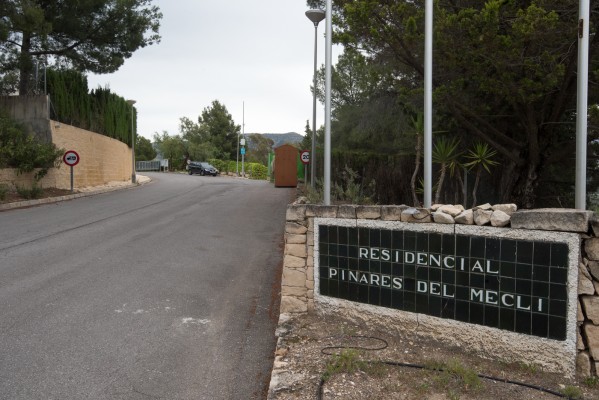 Tibi, obligado a regularizar el servicio de agua de una urbanización 50 años después de sus obras