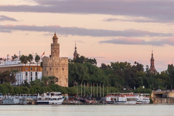 Sevilla, mucho más que un color especial
