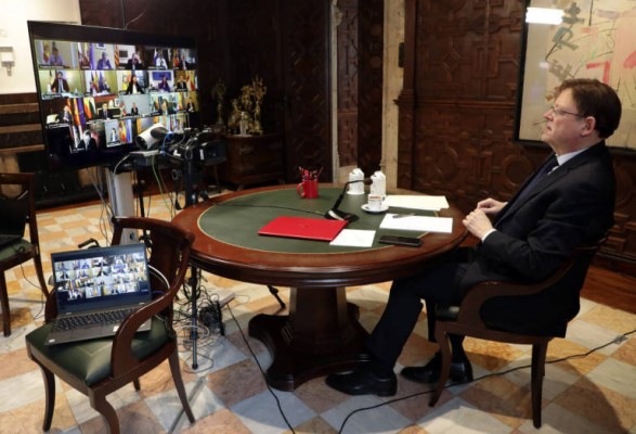 Ximo Puig se reúne con expertos para abordar el pase de la Comunitat Valenciana a la fase 1
